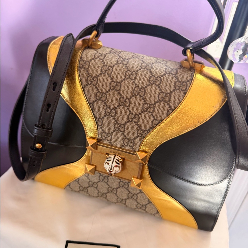 Gucci RARE Black, Gold & Beige GG Supreme Lion Face Bag PRICE DROP - Picture 10 of 14